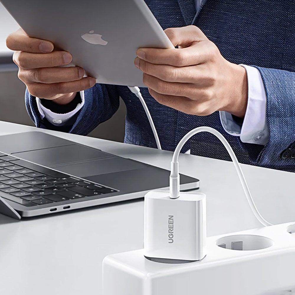 UGREEN UGREEN USB-C seinälaturi, 30W + USB-C kaapeli (valkoinen) hinta ja tiedot | Puhelimen laturit | hobbyhall.fi