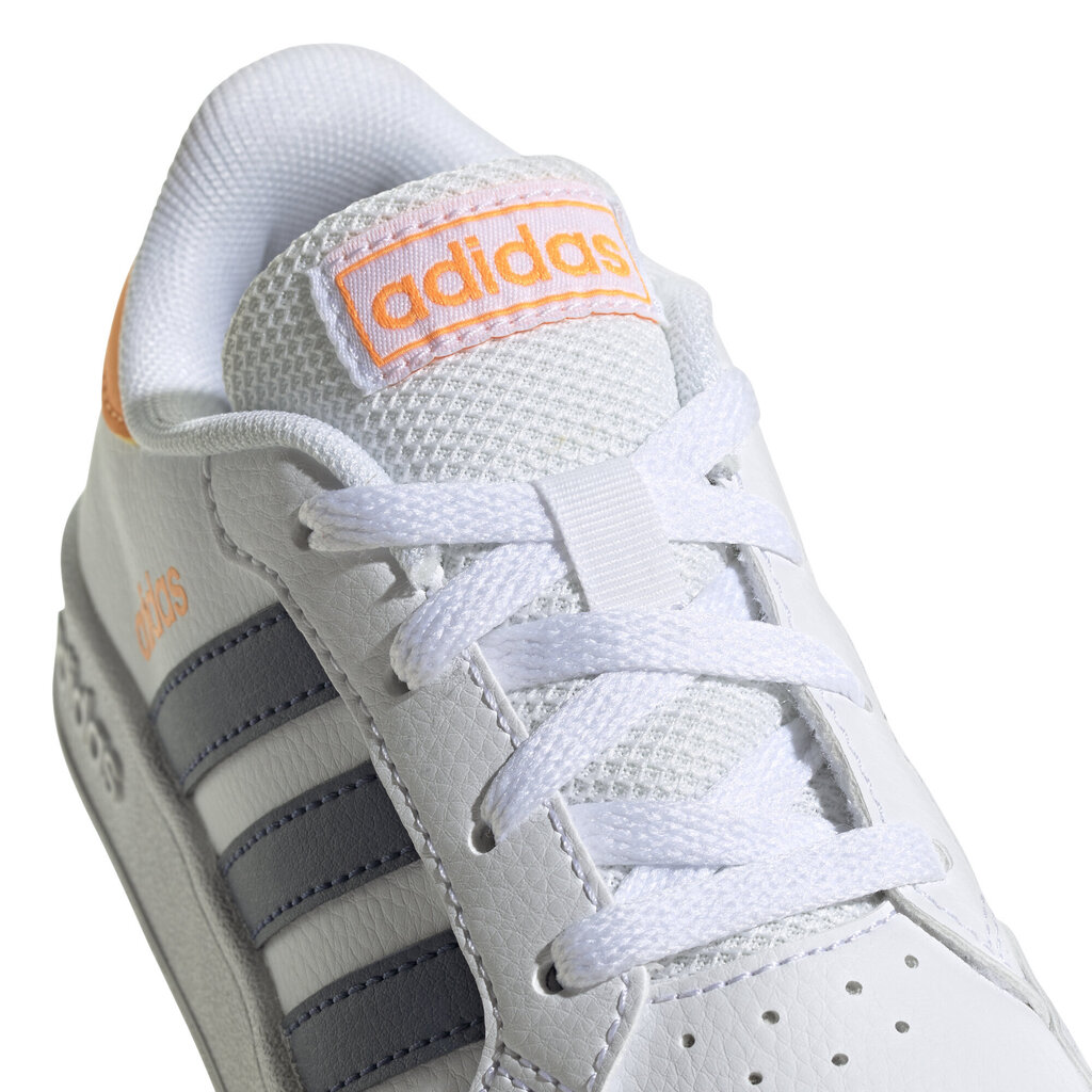 Adidas Jalkineet Breaknet K White GW2889 hinta ja tiedot | Lasten urheilukengät | hobbyhall.fi