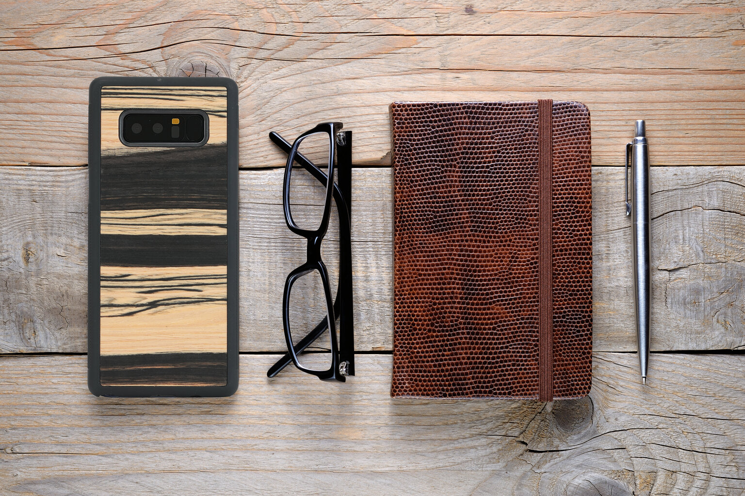 Samsung Galaxy Note 8 suojakuori Man&Wood, White ebony, musta hinta ja tiedot | Puhelimen kuoret ja kotelot | hobbyhall.fi