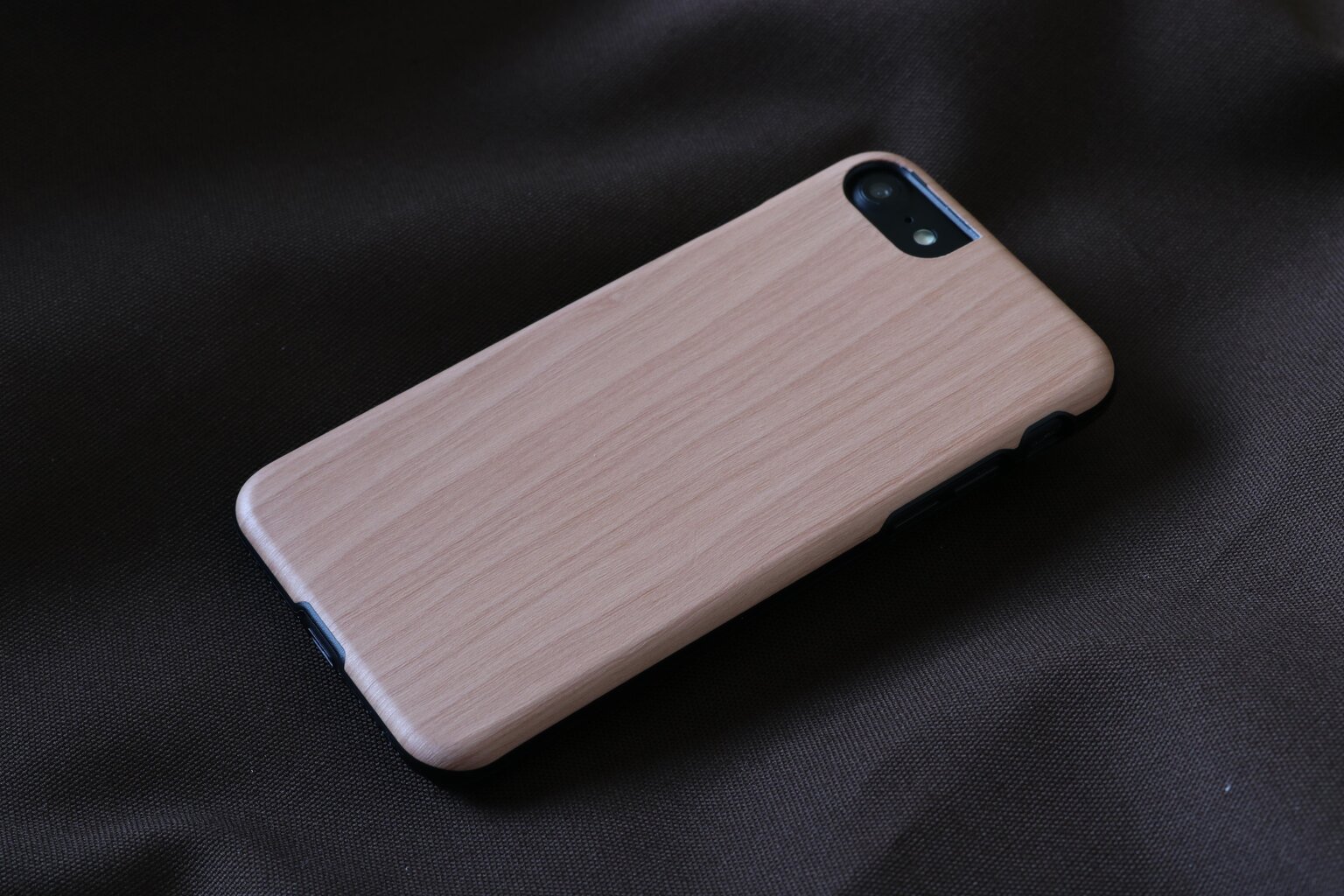 MAN&WOOD suojakuori Apple iPhone 7/8 - Ampero Black hinta ja tiedot | Puhelimen kuoret ja kotelot | hobbyhall.fi