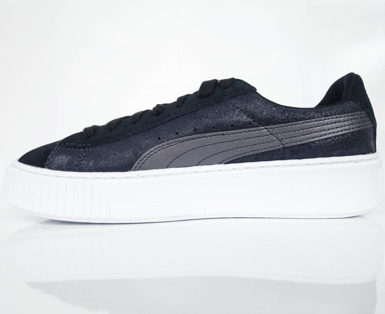 Puma Jalkineet Suede Platform Safari Wn Black hinta ja tiedot | Naisten urheilu- ja vapaa-ajan kengät | hobbyhall.fi