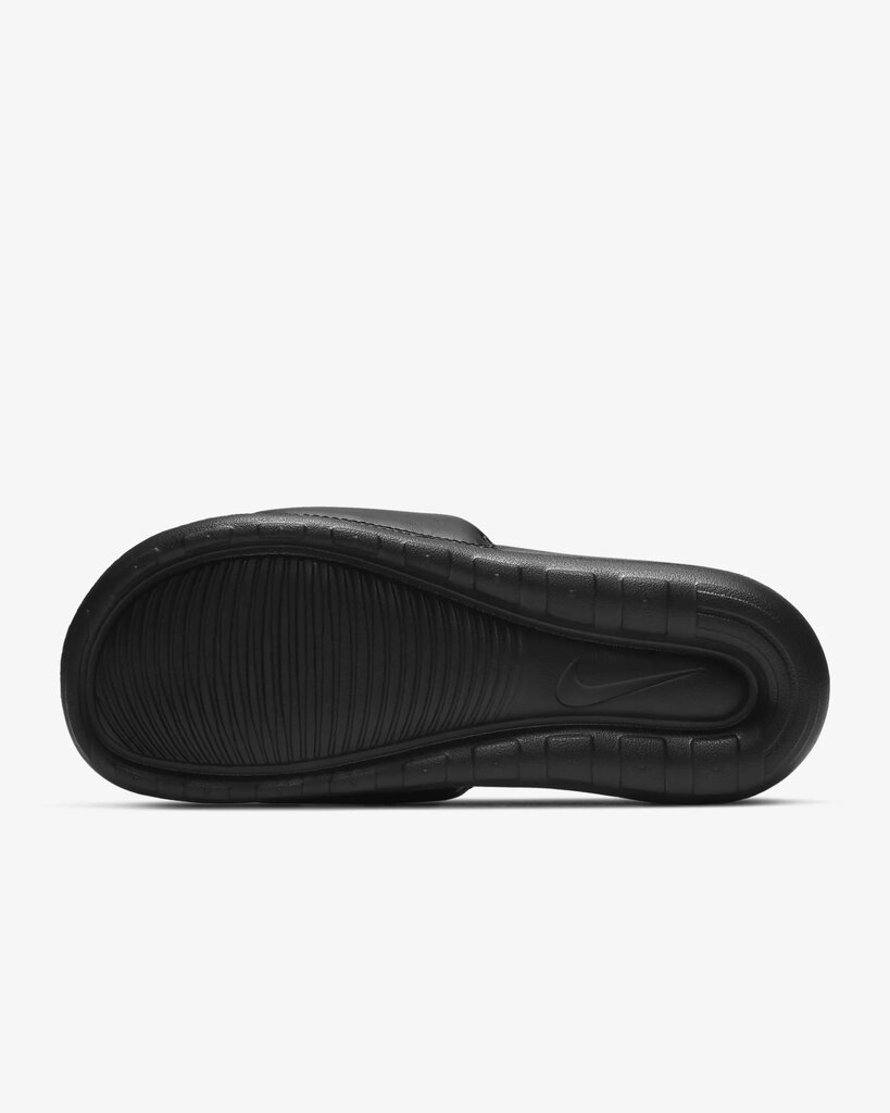 Nike Tossut Victori One Slide Black CN9677 004 hinta ja tiedot | Naisten sandaalit ja tossut | hobbyhall.fi