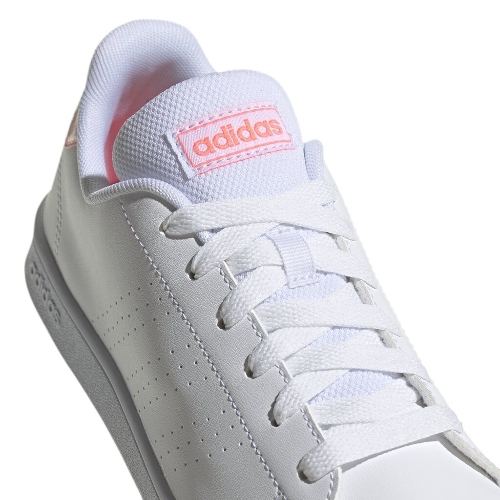 Adidas Jalkineet Advantage K White GY5692 hinta ja tiedot | Naisten urheilu- ja vapaa-ajan kengät | hobbyhall.fi