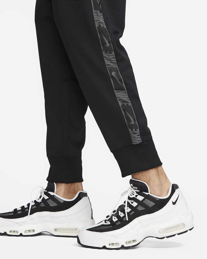 Nike Housut M Nsw Repeat Pk Jogger Black DM4673 013 hinta ja tiedot | Miesten urheiluvaatteet | hobbyhall.fi