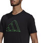 Adidas T-paita M Fi Gfx Tee Black hinta ja tiedot | Miesten urheiluvaatteet | hobbyhall.fi