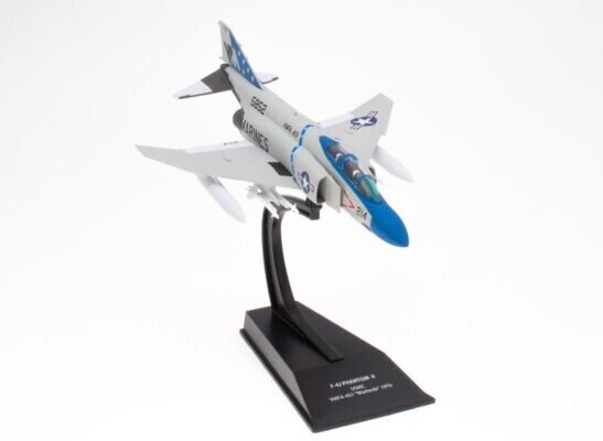 F-4J PHANTOM II USMC VMFA-451 Warlords 1976 HACHETTE 1:100 hinta ja tiedot | Pienoismallit | hobbyhall.fi