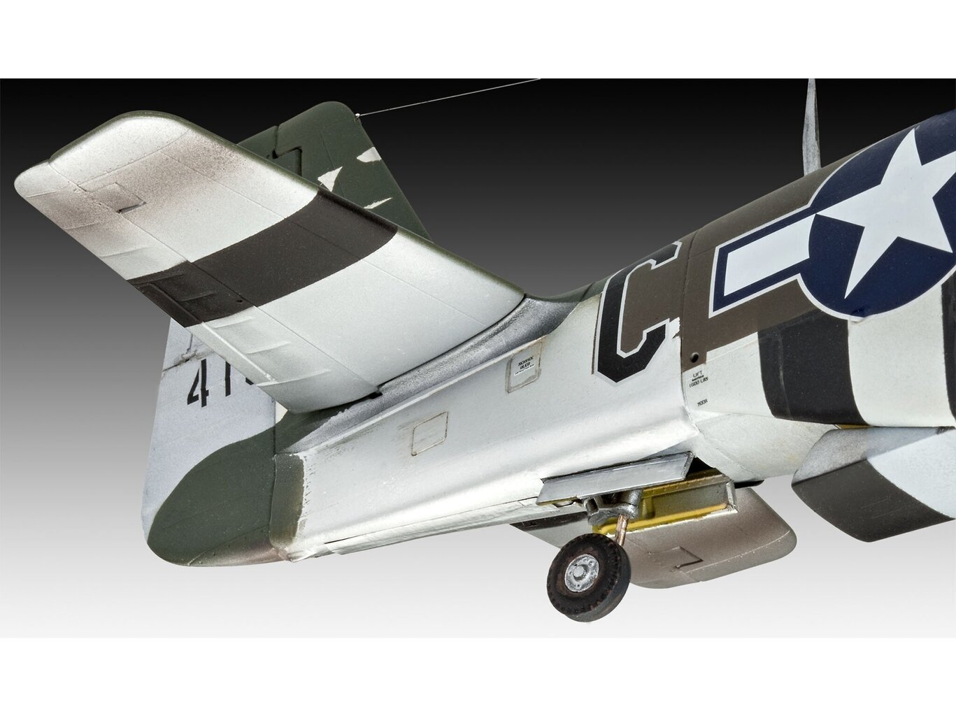 Revell – P-51D Mustang, 1/32, 03944 hinta ja tiedot | LEGOT ja rakennuslelut | hobbyhall.fi