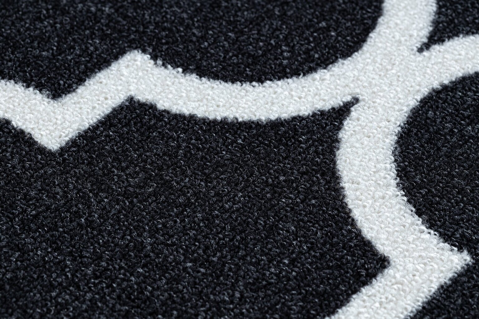 TRELLIS matto, 120x890 cm, musta hinta ja tiedot | Isot matot | hobbyhall.fi