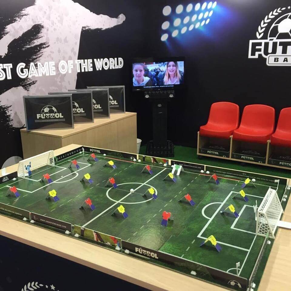 Pöytäjalkapallo "Futbol Base" 112 x 74 cm hinta ja tiedot | Lautapelit ja älypelit | hobbyhall.fi