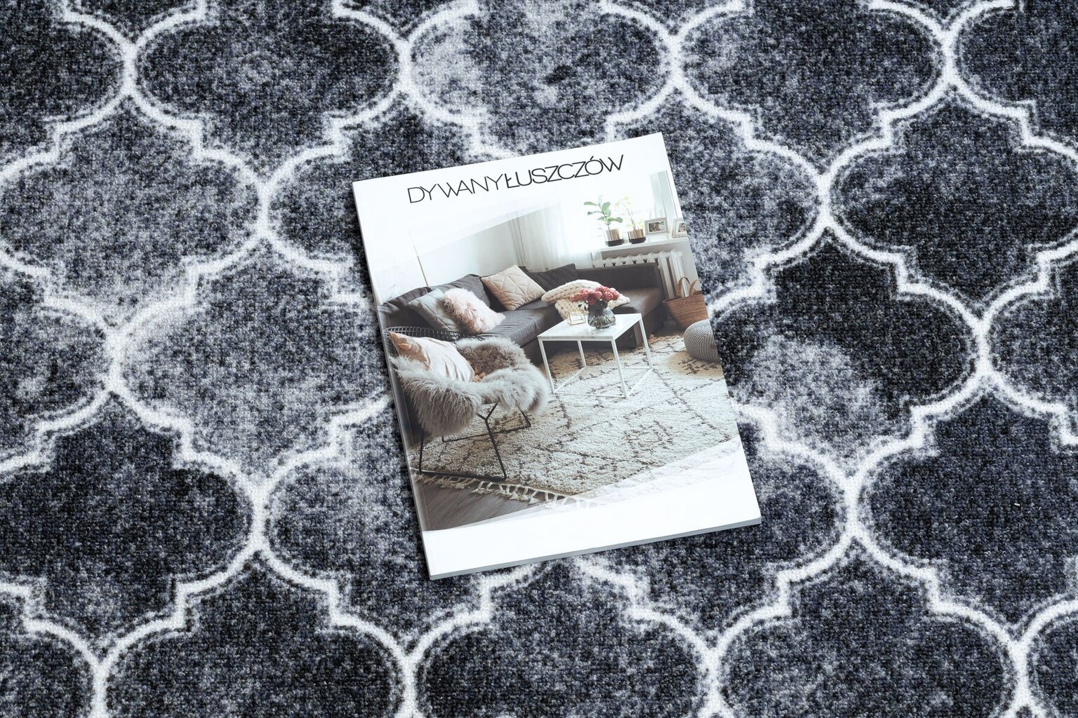 Kumipohjainen matto CLOVER 100x590 cm hinta ja tiedot | Isot matot | hobbyhall.fi