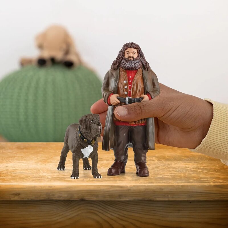 Figuuri Hagrid ja Fang Schleichin velhomaailma hinta ja tiedot | Poikien lelut | hobbyhall.fi