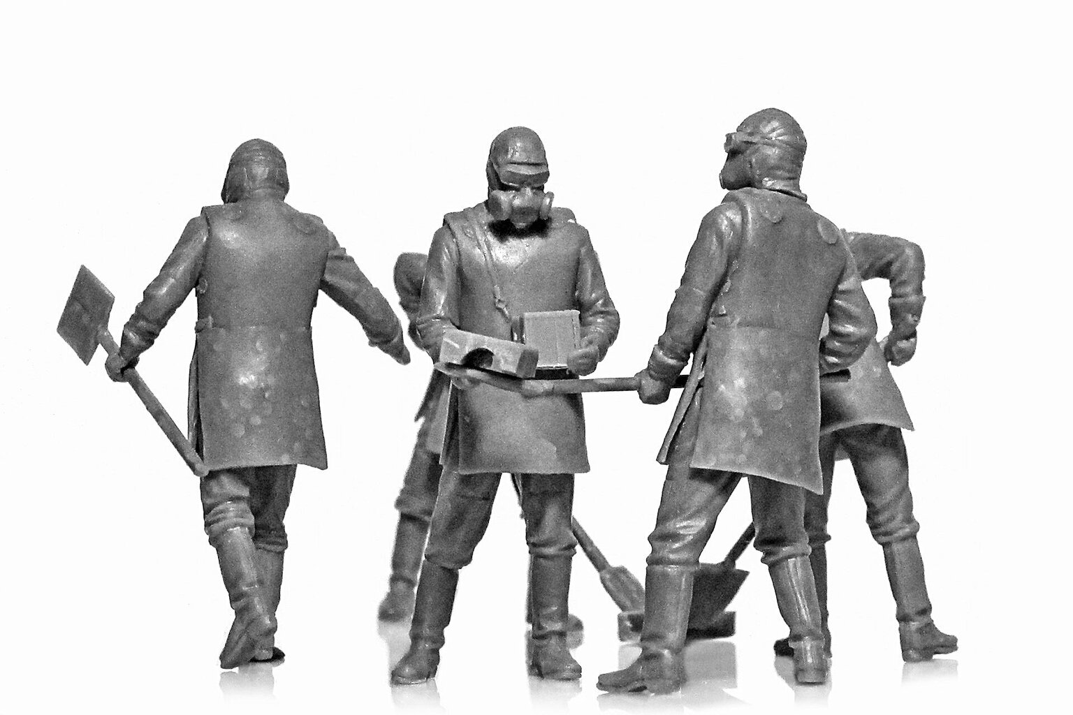 Liimattava malli ICM 35903 Tšernobylin katastrofin selvittäjät 1/35 hinta ja tiedot | Koottavat pienoismallit | hobbyhall.fi