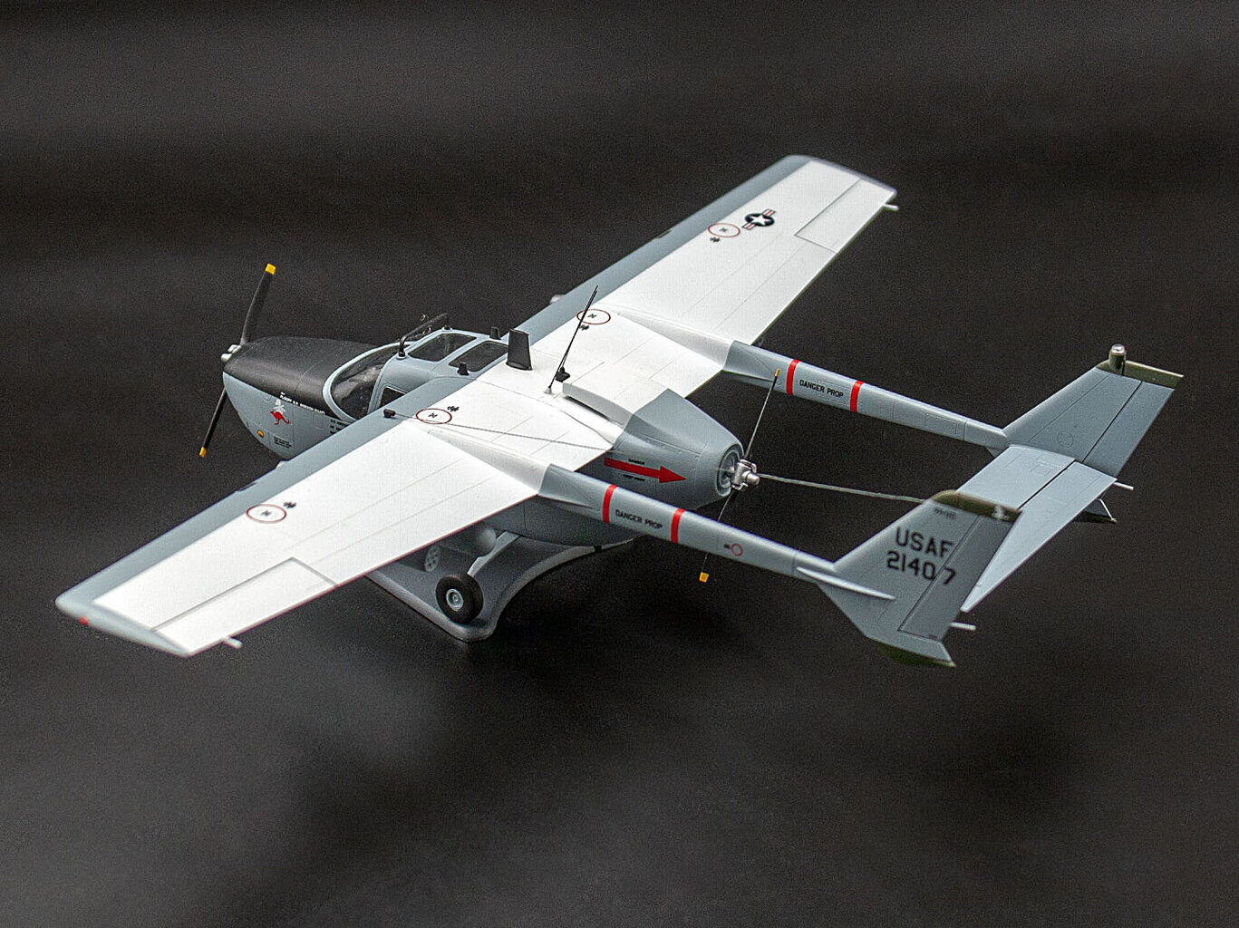 Liimattava malli ICM 48290 Cessna O-2A Skymaster 1/48 hinta ja tiedot | Koottavat pienoismallit | hobbyhall.fi