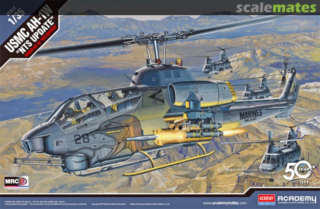 Liimattava malli Academy 12116 USMC AH-1W NTS päivitys 1/35 hinta ja tiedot | Koottavat pienoismallit | hobbyhall.fi