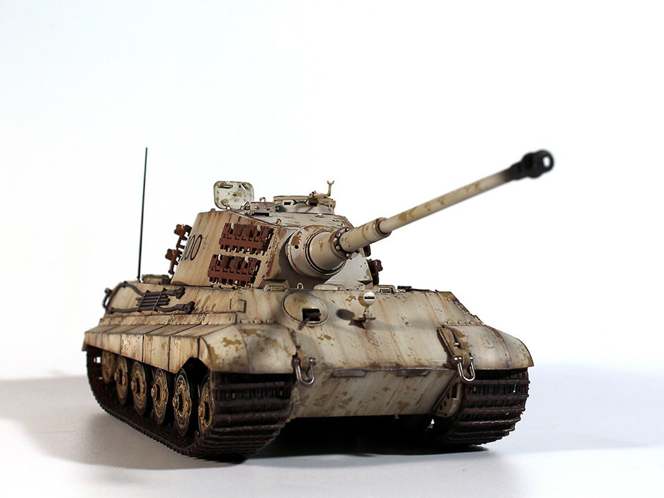 Liimattava malli ICM 35363 Saksalainen raskas panssarivaunu Pz.Kpfw.VI Ausf.B King Tiger/Henschel Turret 1/35 hinta ja tiedot | Koottavat pienoismallit | hobbyhall.fi