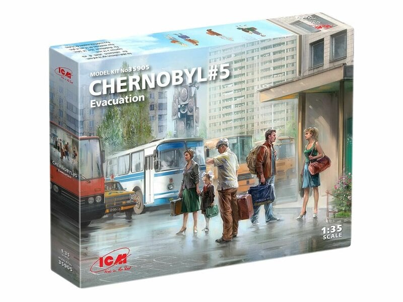 Kokoonpantava malli ICM 35905 Chernobyl#5. Extraction (2 adults, 2 children and luggage) 1/35