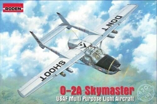 Liimattava pienoismalli Roden 620 Cessna O-2 Skymaster 1/32