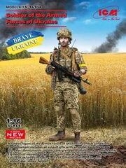 Liimattava malli ICM 16104 Soldier of the Armed Forces of Ukraine 1/16 hinta ja tiedot | Koottavat pienoismallit | hobbyhall.fi