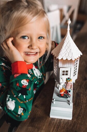 Žaislinė žiemos pirtis Moomin Frosty Bath House, balta hinta ja tiedot | Poikien lelut | hobbyhall.fi