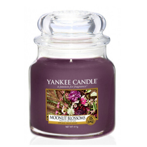 Yankee Candle Moonlit Blossoms tuoksukynttilä 411 g hinta ja tiedot | Kynttilät ja kynttilänjalat | hobbyhall.fi