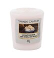 Tuoksukynttilä Yankee Candle Coconut Rice Cream 49 g.