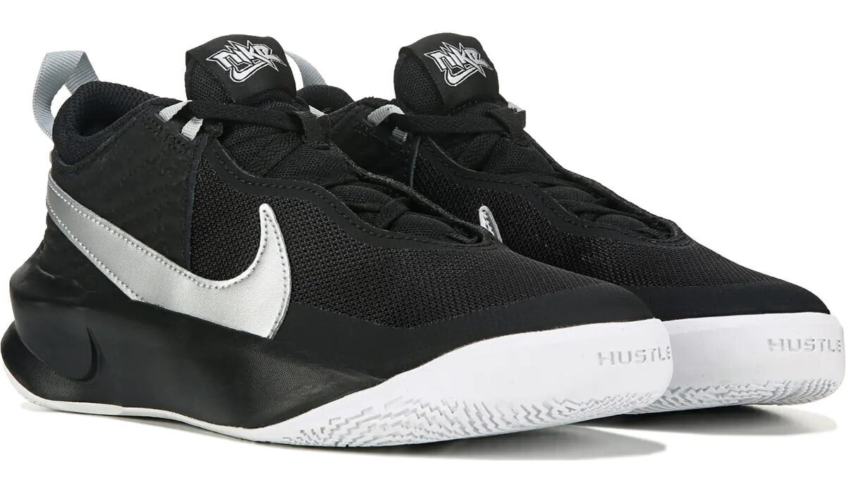 Nike Jalkineet Team Hustle D 10 Flyease Black DD7303 004 hinta ja tiedot | Lasten urheilukengät | hobbyhall.fi