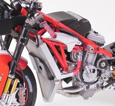 Tamiya - Ducati Desmosedici, 1/12, 14101 hinta ja tiedot | LEGOT ja rakennuslelut | hobbyhall.fi