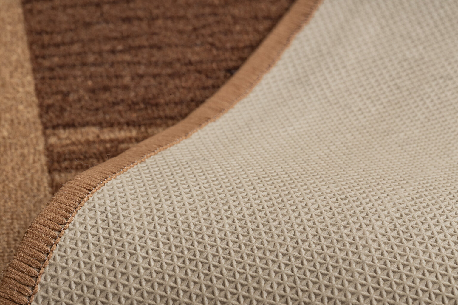 Kumipohjainen matto AGADIR beige 67cm hinta ja tiedot | Isot matot | hobbyhall.fi