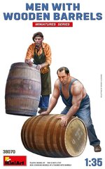 Liimattava malli MiniArt 38070 Men with Wooden Barrels 1/35 hinta ja tiedot | Koottavat pienoismallit | hobbyhall.fi