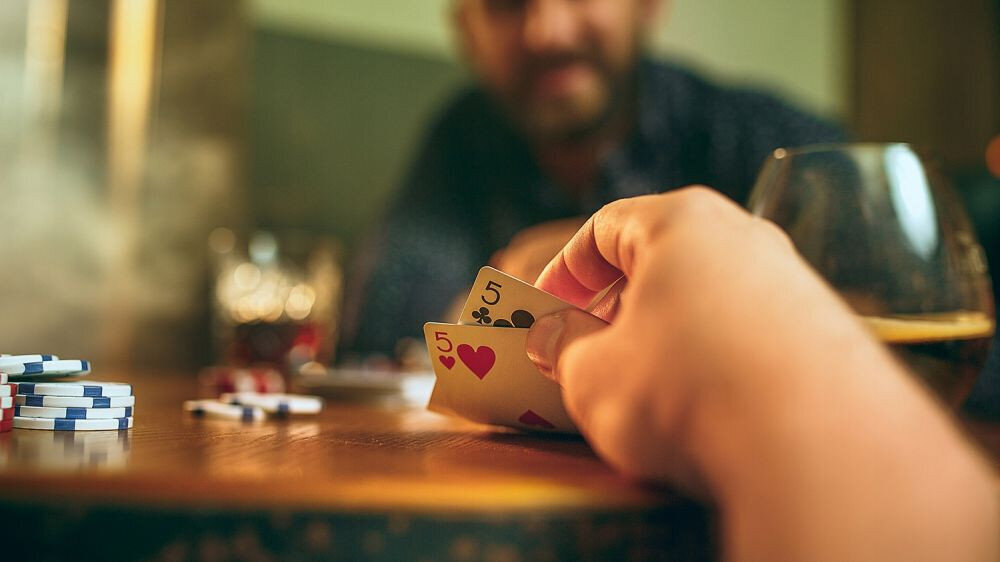 Pokerisetti Berimax-laatikossa, 200 pelimerkkiä hinta ja tiedot | Korttipelit, pokeri | hobbyhall.fi