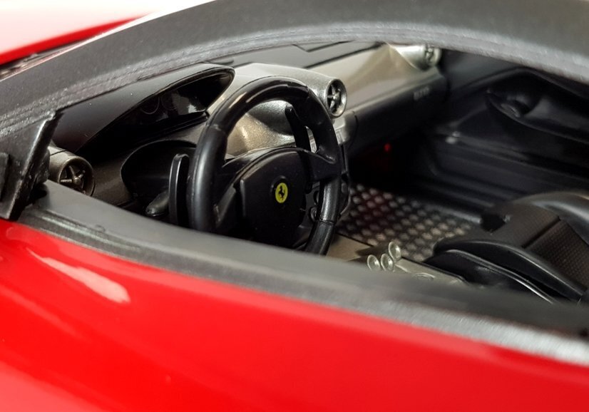 Kauko-ohjattava auto - Ferrari, punainen hinta ja tiedot | Poikien lelut | hobbyhall.fi