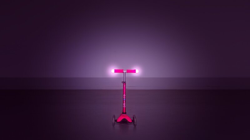 Kolmipyöräinen potkulauta Micro Mini Deluxe Magic LED - vaaleanpunainen hinta ja tiedot | Potkulaudat | hobbyhall.fi