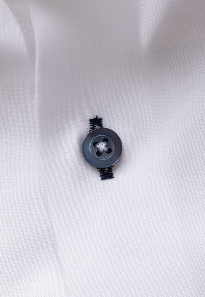 Miesten paita valkoisella kontrastilla (Slim) Standard 23001S1 hinta ja tiedot | Miesten kauluspaidat | hobbyhall.fi