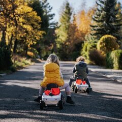 FalkBaby Valtra traktori perävaunulla, valkoinen hinta ja tiedot | Vauvan lelut | hobbyhall.fi