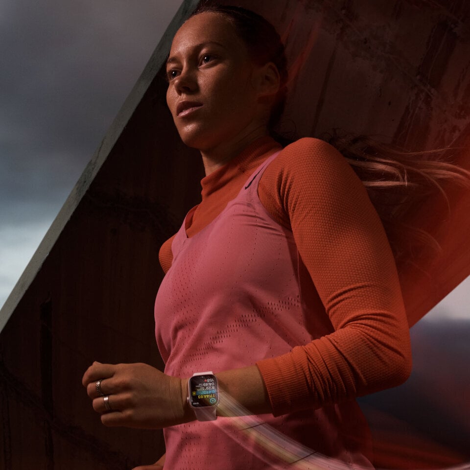 APPLE Watch Series 9 GPS + Cellular 45mm PRODUCT RED Aluminium Case with PRODUCT RED Sport Band - M/L hinta ja tiedot | Älykellot | hobbyhall.fi