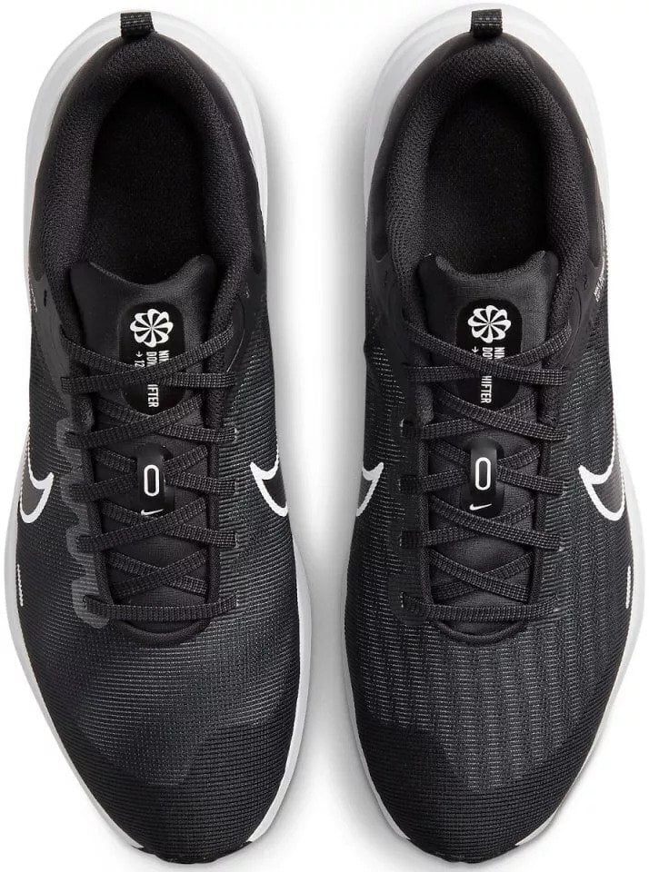 Nike juoksukengät Downshifter 12 Black DD9293-001-47 hinta ja tiedot | Miesten urheilu- ja vapaa-ajan kengät | hobbyhall.fi