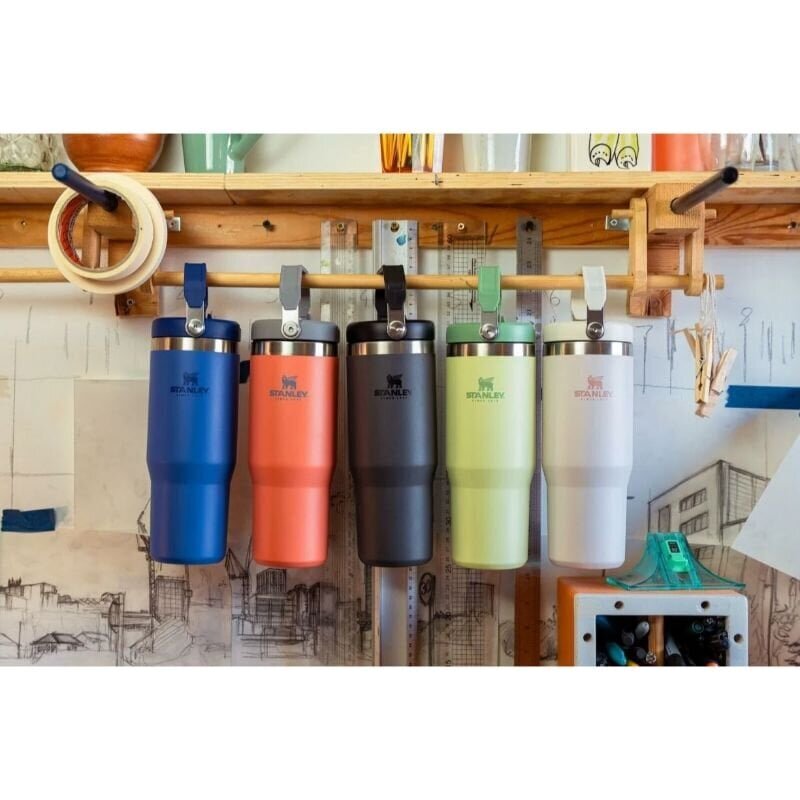 Termospullo Stanley Go Flip Straw Water Bottle, 0.89L, hiilenmusta hinta ja tiedot | Termoskannut ja termosmukit | hobbyhall.fi