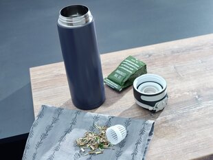 LEIFHEIT Thermos Flip 600ml tummansininen hinta ja tiedot | Termoskannut ja termosmukit | hobbyhall.fi