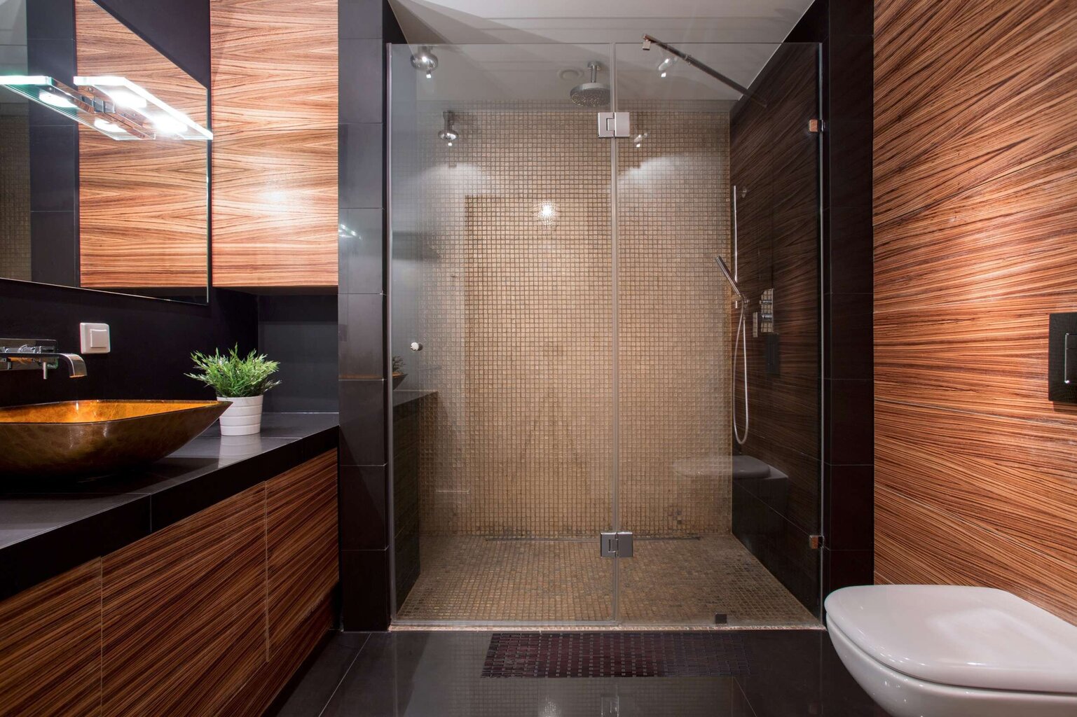 Bambu kylpymatto 50x80 cm ALBA tummanruskea hinta ja tiedot | Kylpyhuoneen sisustus | hobbyhall.fi