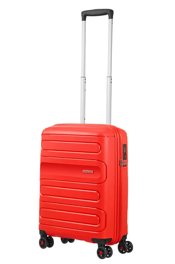 American Tourister lentolaukku Sunside Spinner 55, punainen hinta ja tiedot | Matkalaukut ja matkakassit | hobbyhall.fi