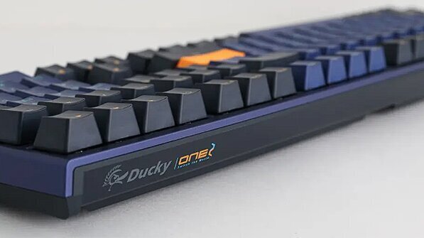 Ducky One 2 Horizon PBT MX Red Blue DKON1808-RDEPDZBBH hinta ja tiedot | Näppäimistöt | hobbyhall.fi