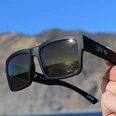 Aurinkolasit Spy Optic Montana, mustat tummansinisillä polarisoiduilla linsseillä