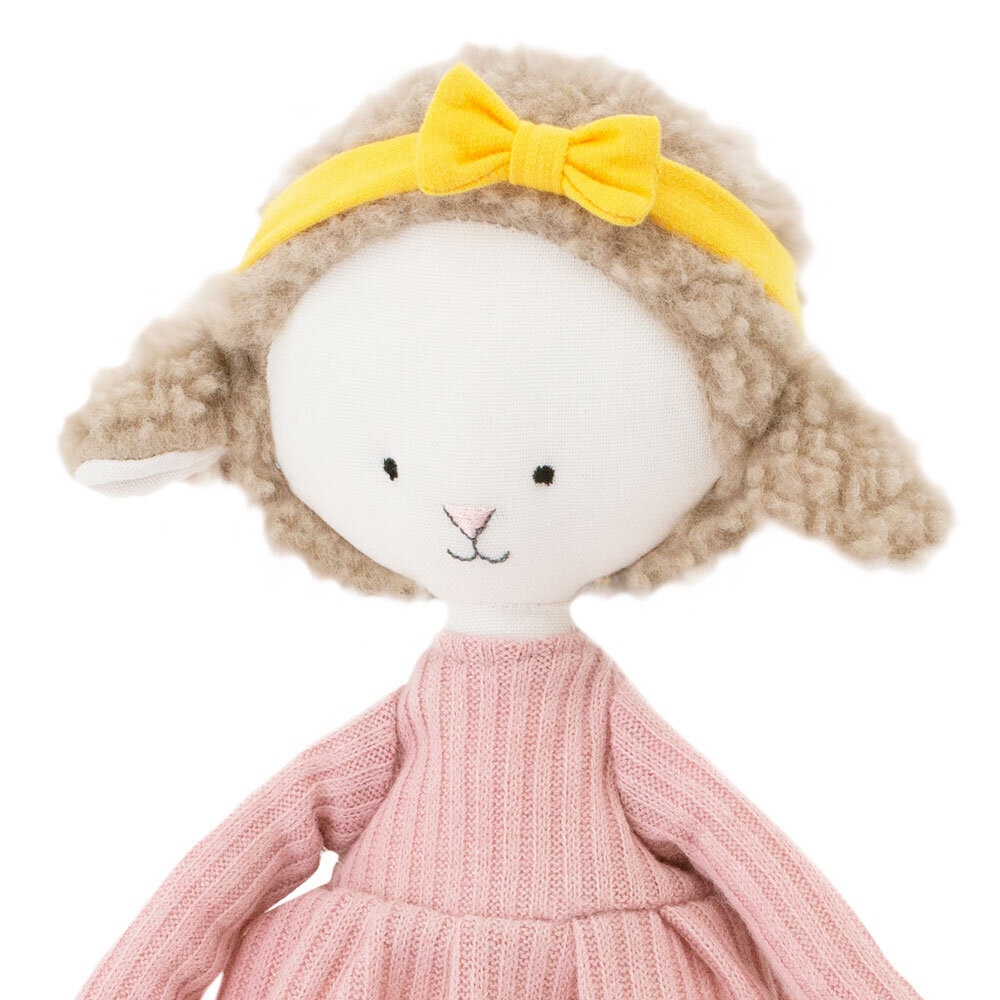 Pehmolelu Cotti Motti: Lucy the Sheep 30cm hinta ja tiedot | Pehmolelut | hobbyhall.fi