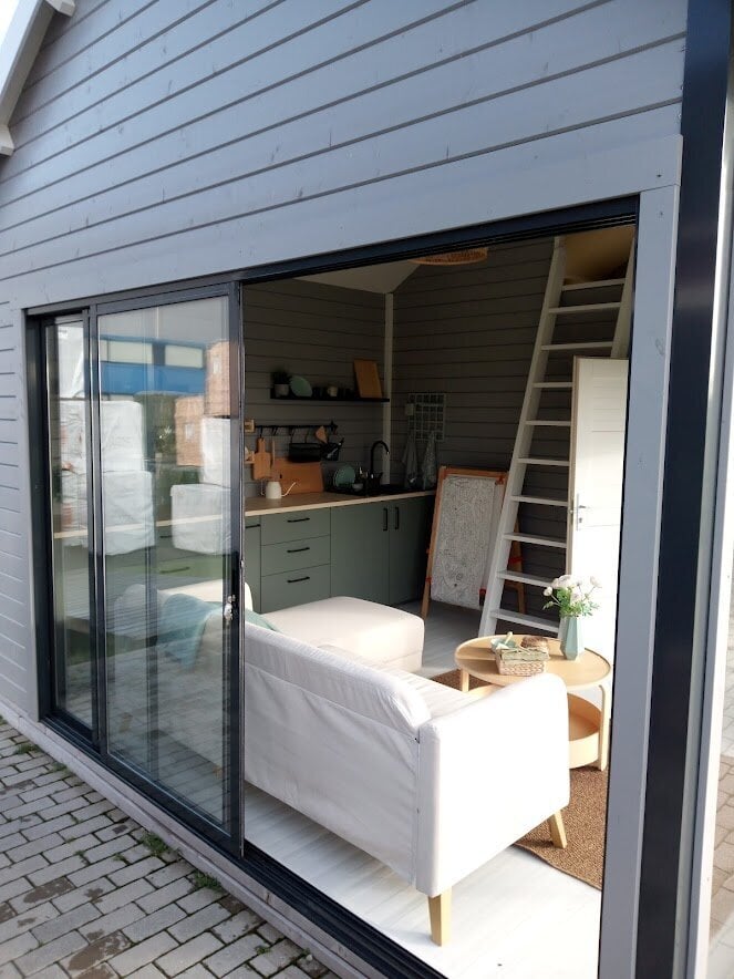 Vierasmaja Murano3 21,6 m² makuukerroksella ja alumiinirunkoisilla liukuovilla hinta ja tiedot | Piharakennukset | hobbyhall.fi