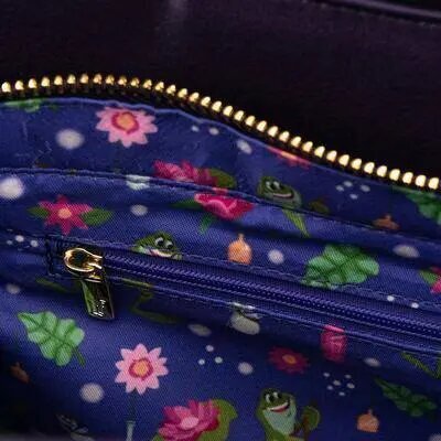 Loungefly: Disney Princess And The Frog Tiana's Palace Crossbody Bag (WDTB2347) hinta ja tiedot | Pelien oheistuotteet | hobbyhall.fi
