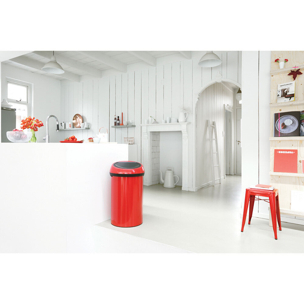 Brabantia Touch Bin roska-astia 60L, Passion Red hinta ja tiedot | Roska-astiat | hobbyhall.fi