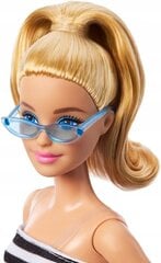 Fashionista Barbie-nukke raidallisessa puserossa Mattel HRH11 hinta ja tiedot | Tyttöjen lelut | hobbyhall.fi