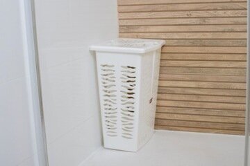 BranQ 42l vapaasti seisova pyykkikori, valkoinen hinta ja tiedot | Kylpyhuoneen sisustus | hobbyhall.fi