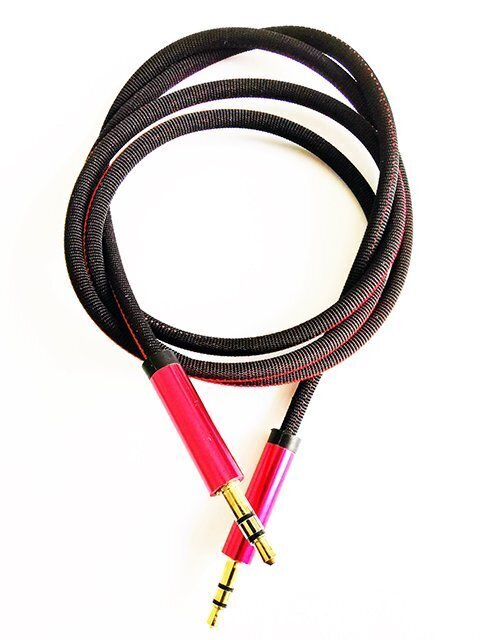 Mocco Textile Premium AUX Cable 3.5 mm -> 3.5 mm 1M red hinta ja tiedot | Kaapelit ja adapterit | hobbyhall.fi