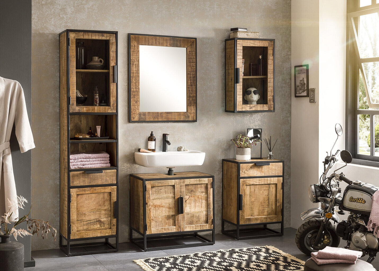 Kylpyhuonekaappi Sidney, ruskea/musta hinta ja tiedot | Kylpyhuonekaapit | hobbyhall.fi